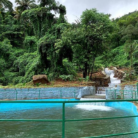 Royal Mount Inn Resorts Paithalmala Exteriör bild